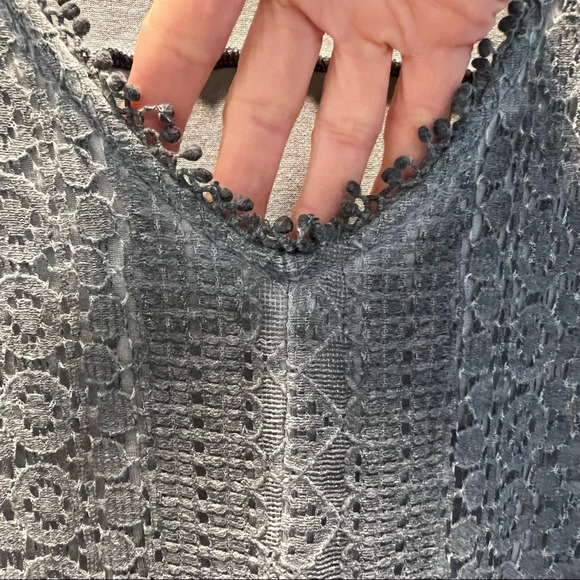 Style & Co. Gray lacy tank. Size Medium. - Picture 6 of 7